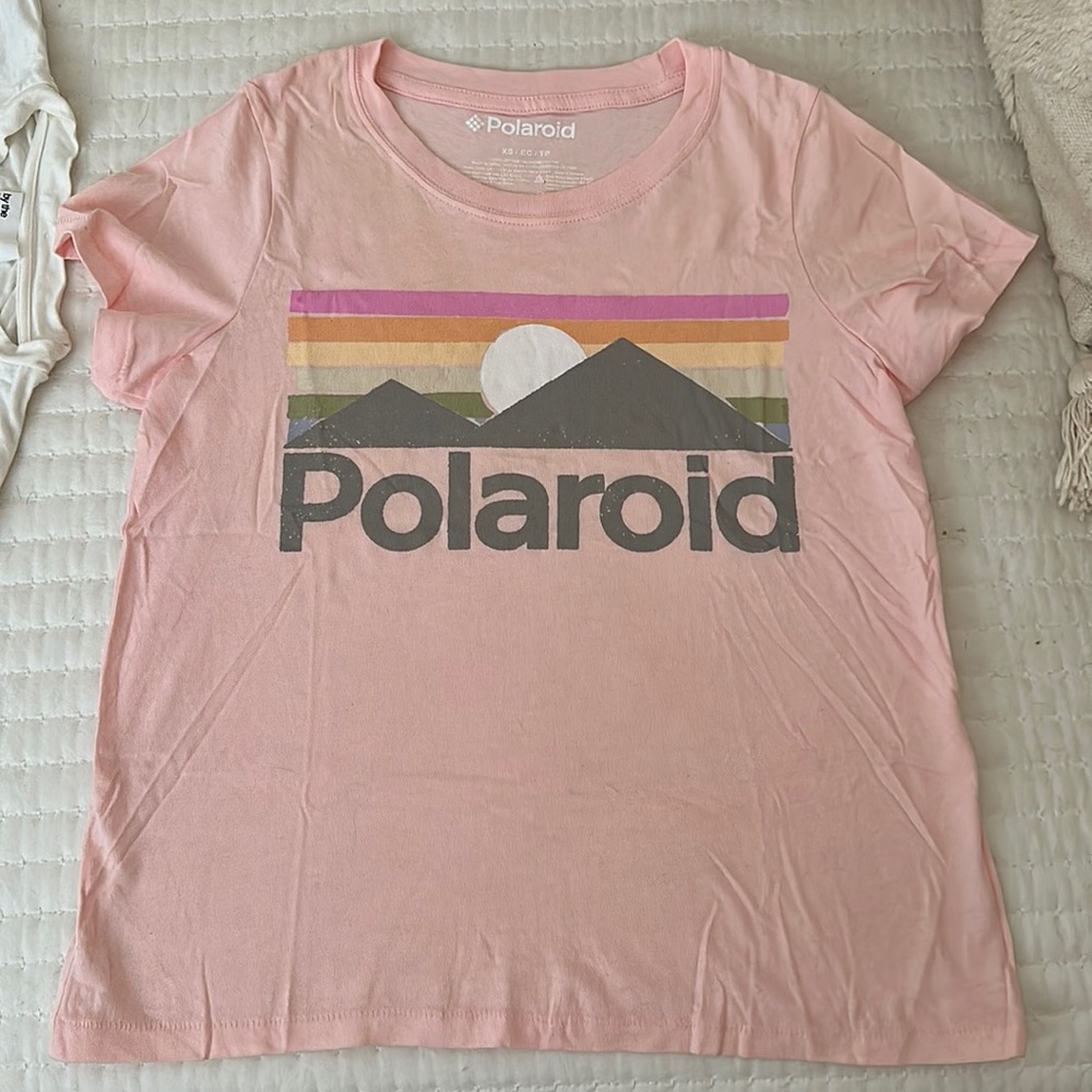Polaroid graphic tee. Size small. Worn once.